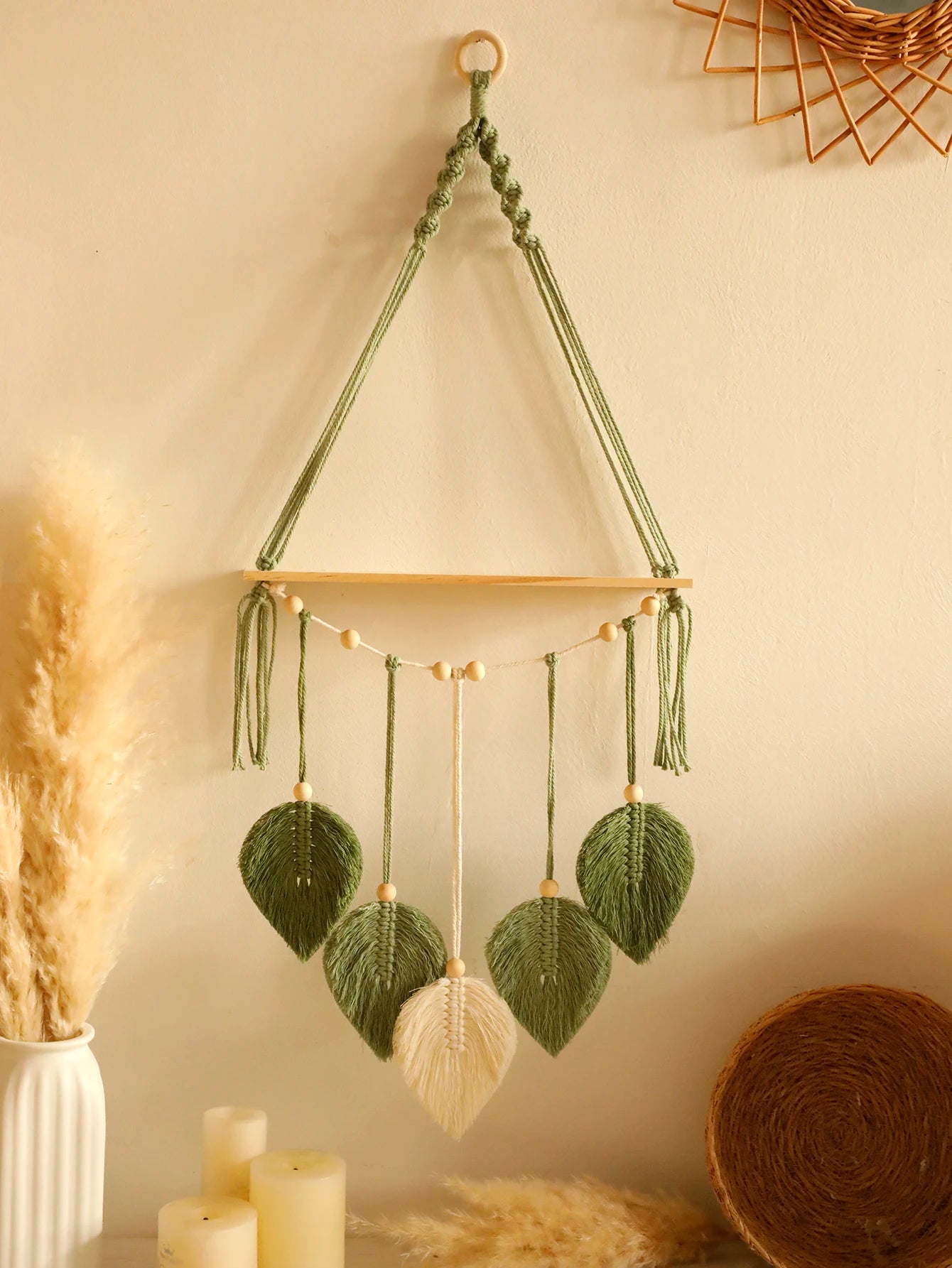 Boho Leaf Macrame Floating Shelf – Handwoven Cotton & Pine Wood Wall Display